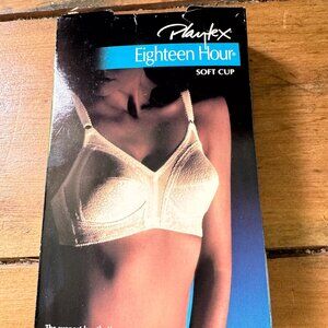 Vintage Playtex Eighteen Hour Bra 38C Soft Cups Beige New in Box